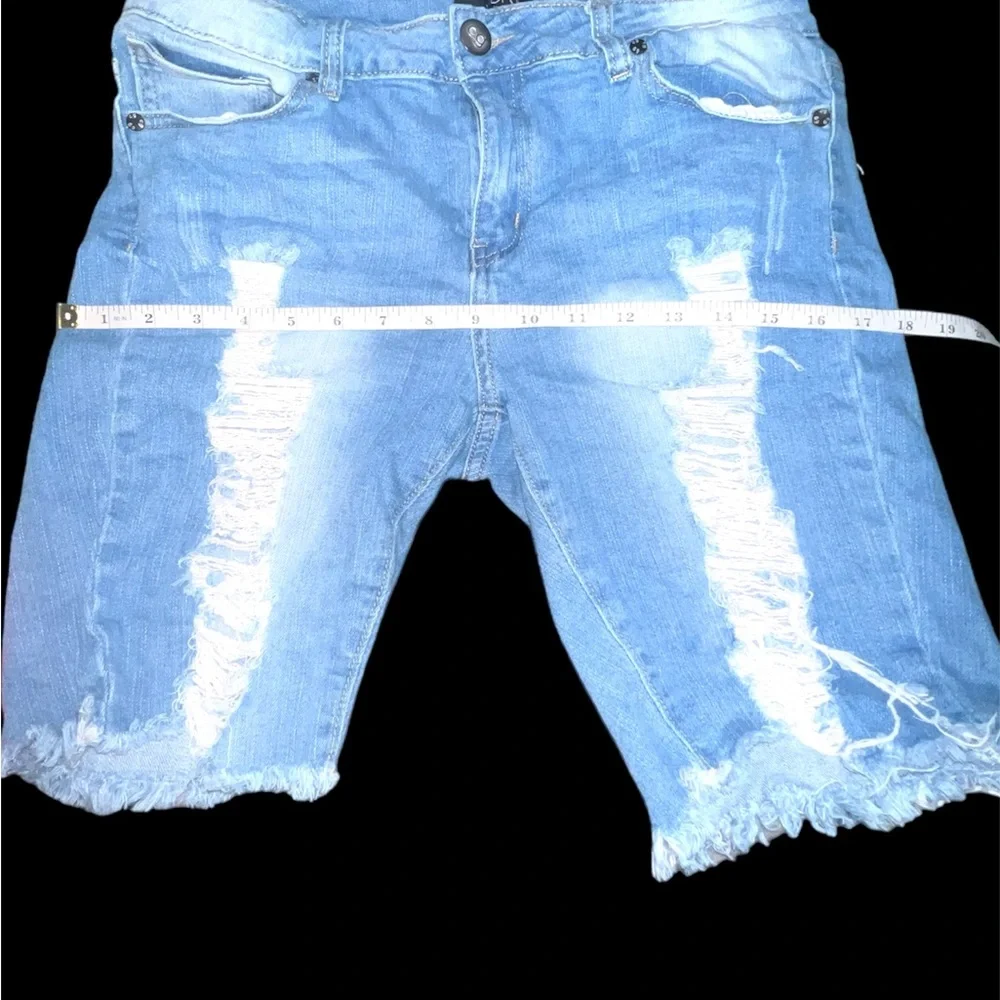 Cover Girl Distressed Denim Bermuda Jean Shorts High Waist Stretch Sz 11/12 EUC